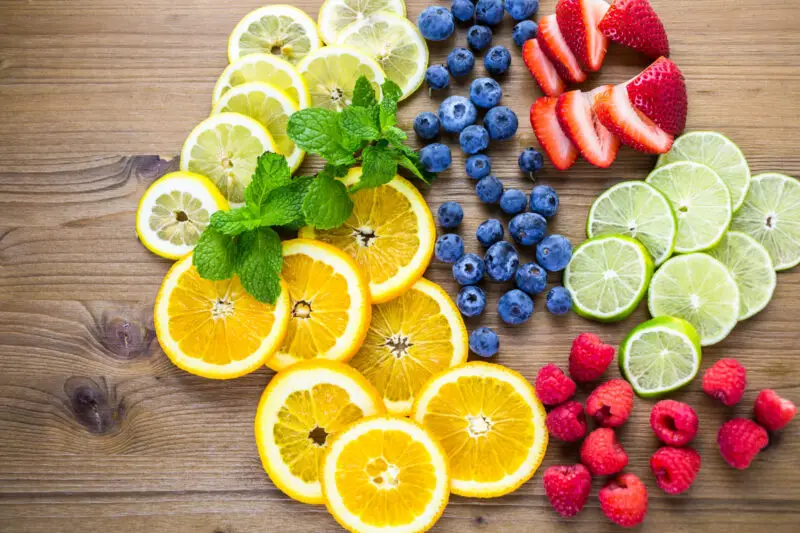¿Cuáles son las frutas con menos azúcar?